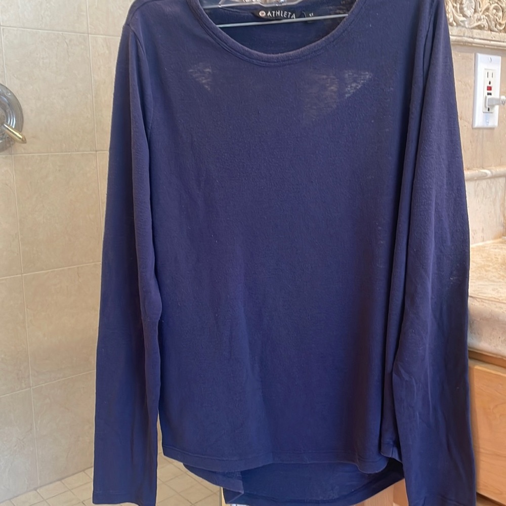 Athleta – top